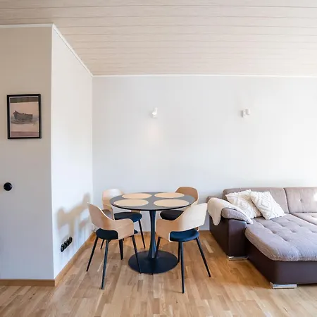 Paeike Apartman *